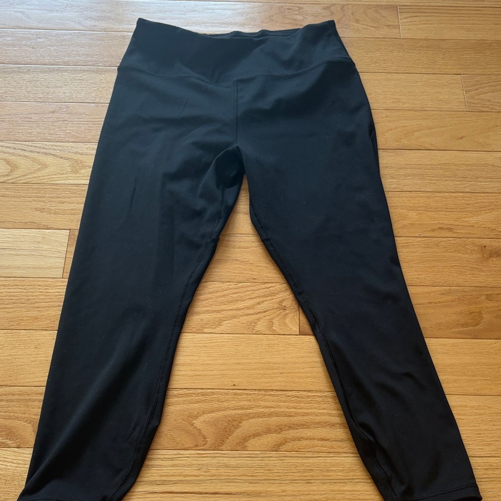 Victoria's Secret Black Capris